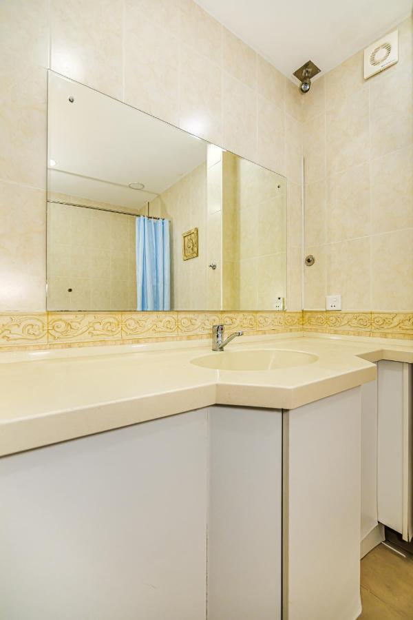 Targovu Nizami Street 4 Room Baku Ngoại thất bức ảnh