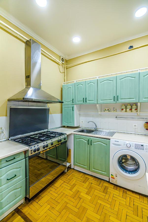 Targovu Nizami Street 4 Room Baku Ngoại thất bức ảnh